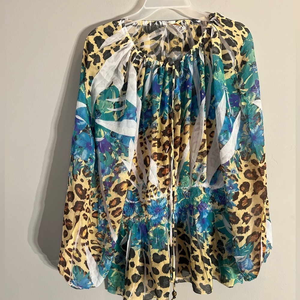 R .Rouge women’s blouse size 2XL‎